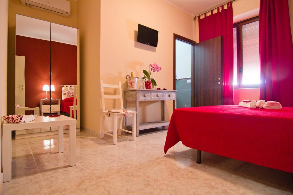 B&B Tifeo Villafranca Tirrena Rom bilde